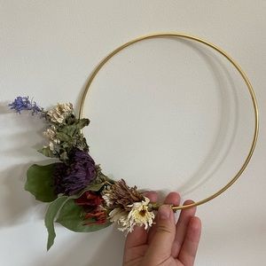 Dried floral decor